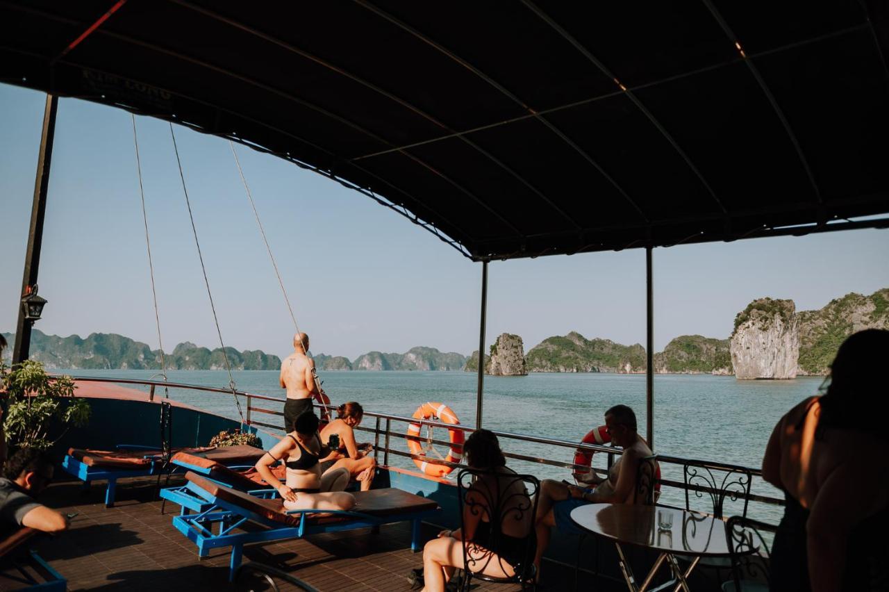 Cat Ba Bay Cruises Hotell Dong Khe Sau Eksteriør bilde