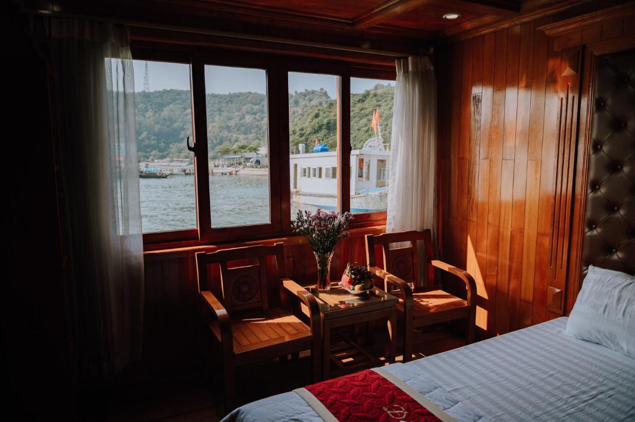 Cat Ba Bay Cruises Hotell Dong Khe Sau Eksteriør bilde