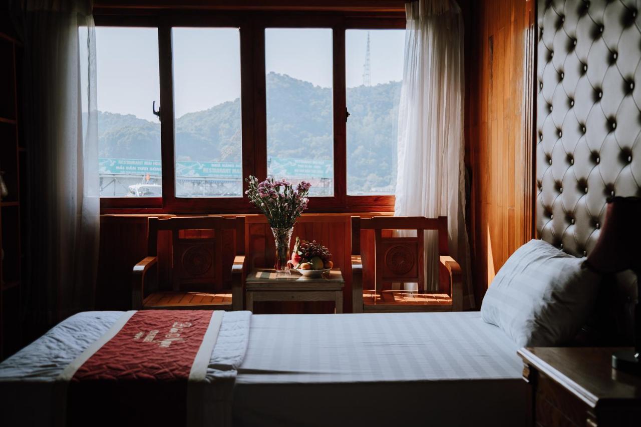 Cat Ba Bay Cruises Hotell Dong Khe Sau Eksteriør bilde