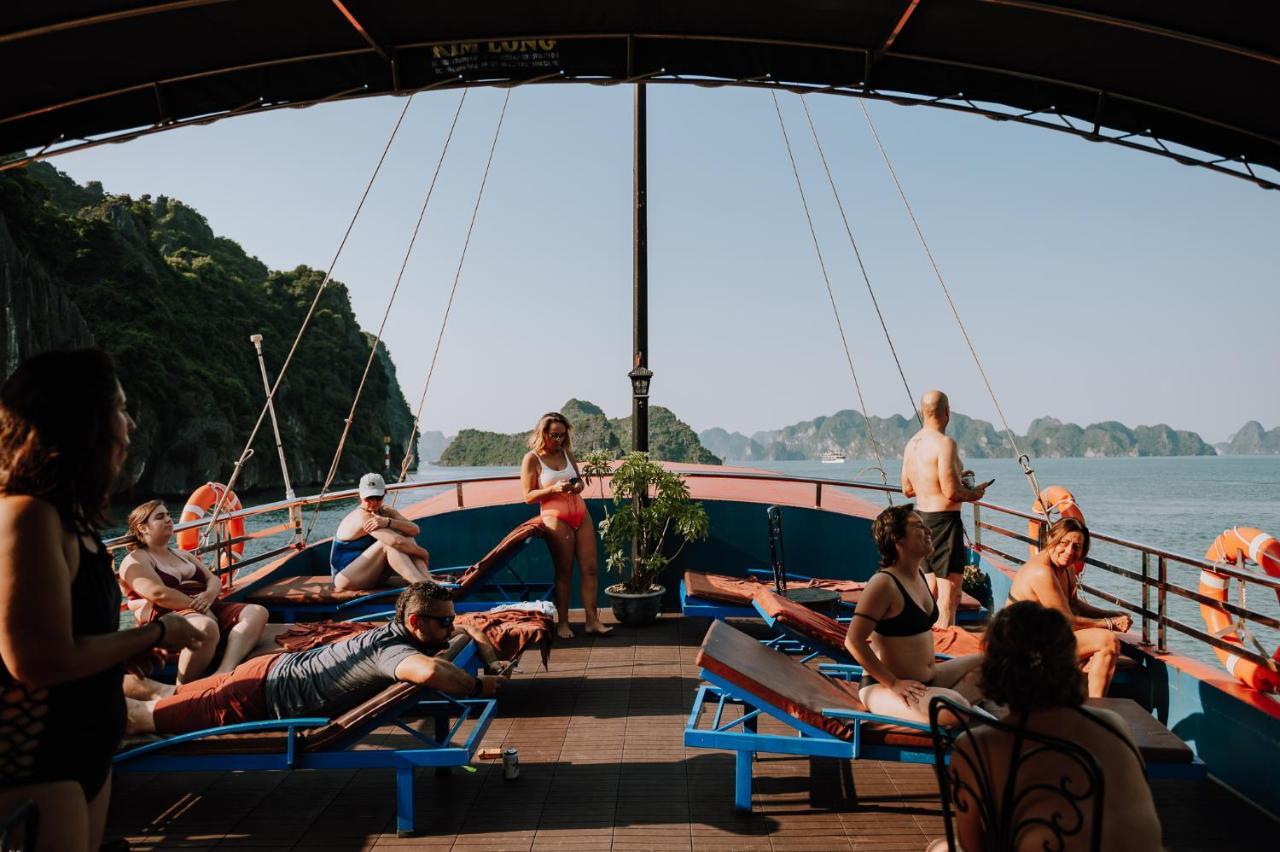 Cat Ba Bay Cruises Hotell Dong Khe Sau Eksteriør bilde
