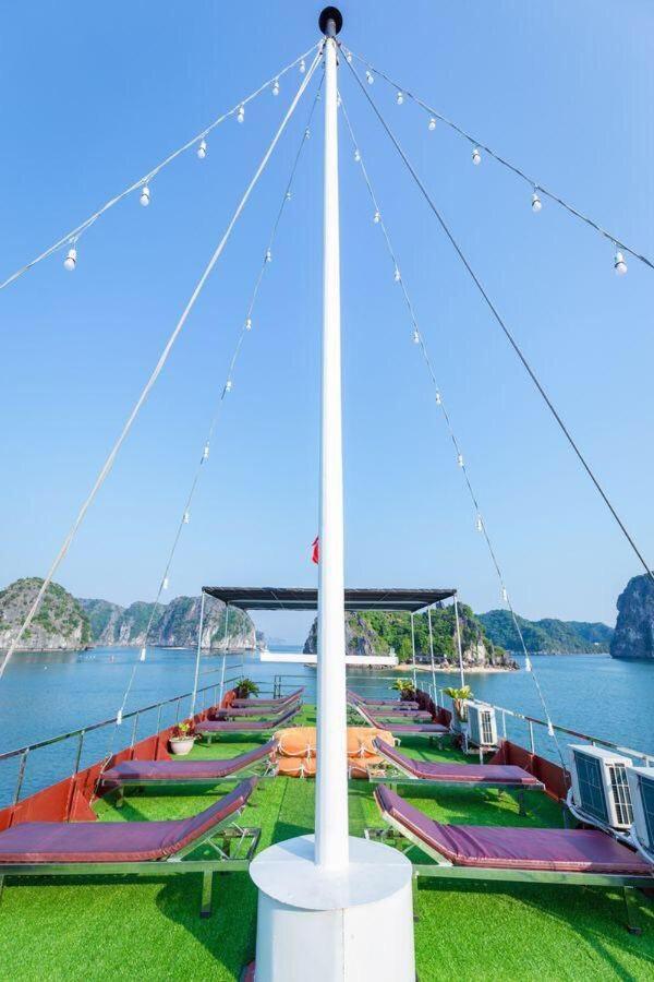 Cat Ba Bay Cruises Hotell Dong Khe Sau Eksteriør bilde